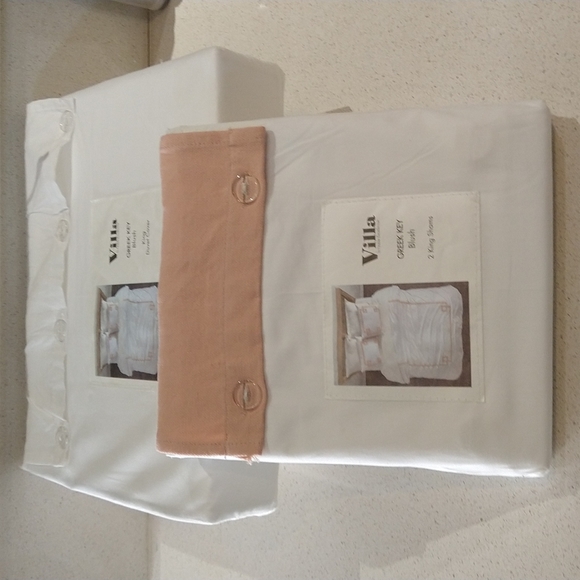 Villa by Noble Excellence Greek Key Blush King Duvet Cover - Picture 3 of 7